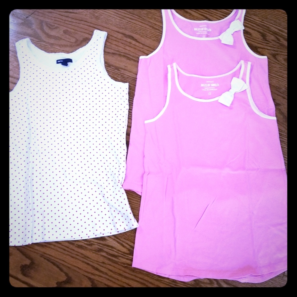 3 NWoT tanks